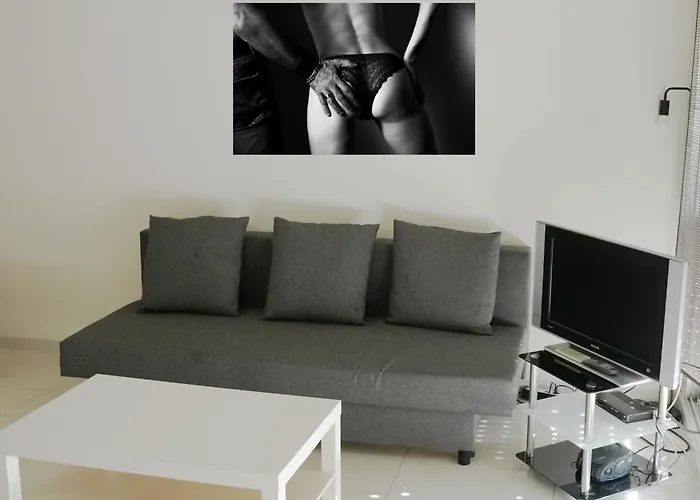 Capnat - Village Naturiste - Port Nature - Pamela *